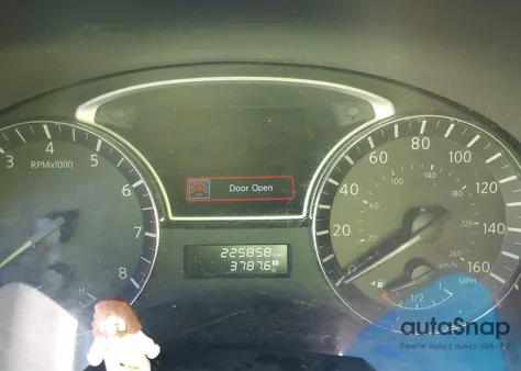 2015 Nissan Altima 2.5/2.5 S/2.5 Sl/2.5 Sv z USA, uszkodzony, nr VIN 1N4AL3AP7FC442117